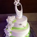 svadobná torta v zelenom